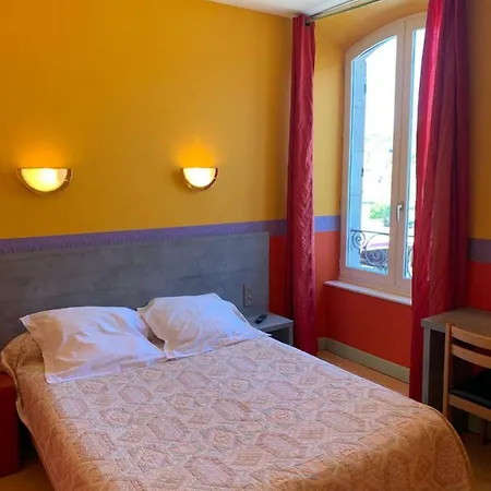 Des Voyageurs Chez Betty Hotel Neussargues en Pinatelle